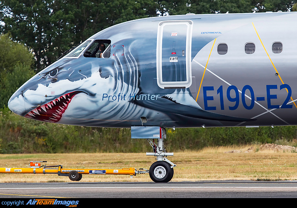 Embraer ERJ-190-E2 Embraer ERJ-190-E2