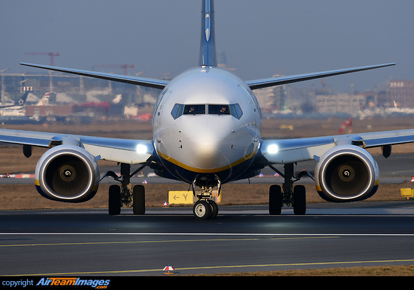 Boeing 737-8AS Boeing 737-8AS
