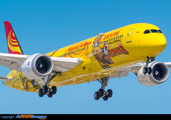 Boeing 787-9 Dreamliner Boeing 787-9 Dreamliner