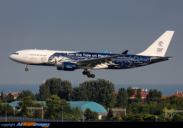 Airbus A330-223 Airbus A330-223