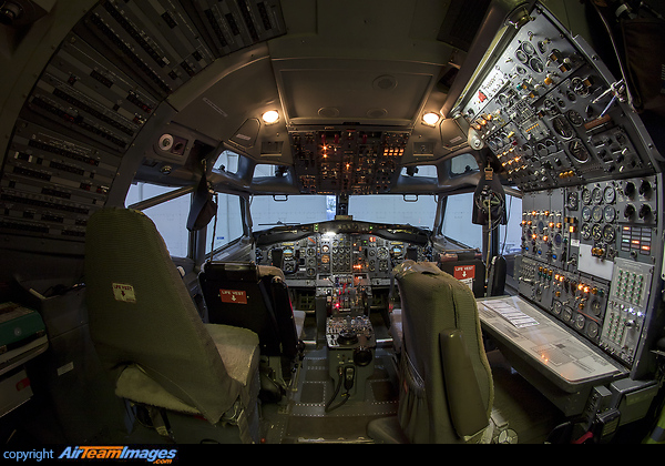 Boeing 727-2S2F/Adv Boeing 727-2S2F/Adv