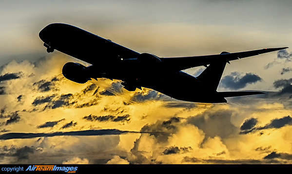 Boeing 787-9 Dreamliner Boeing 787-9 Dreamliner