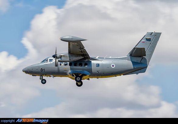 Let L410 UVP-E Let L410 UVP-E