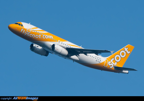 Airbus A320-232 Airbus A320-232