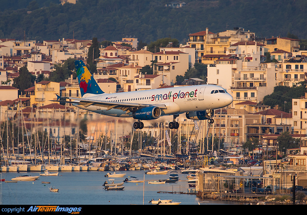 Airbus A320-232 Airbus A320-232