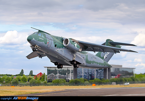 Embraer KC-390 Embraer KC-390