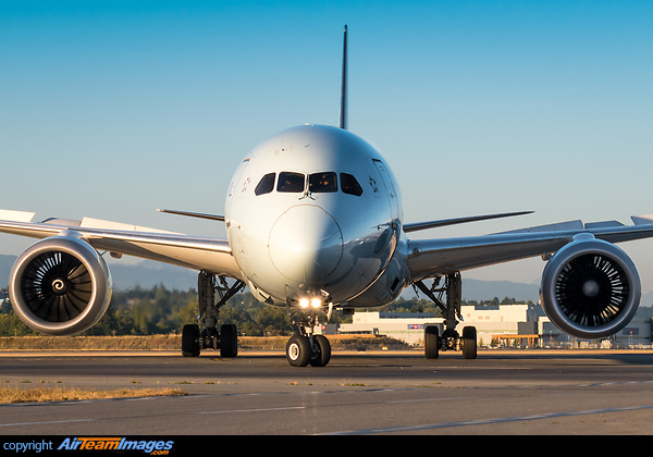 Boeing 787-9 Dreamliner Boeing 787-9 Dreamliner