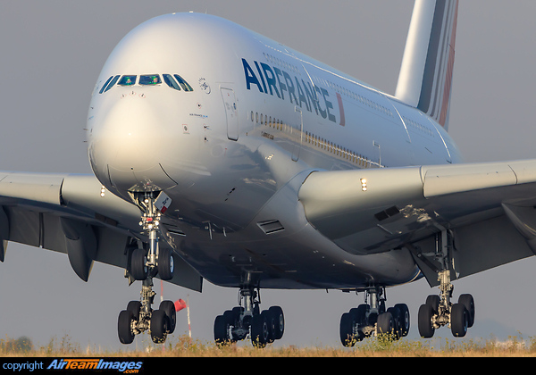 Airbus A380-861 Airbus A380-861