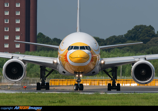 Boeing 777-212/ER Boeing 777-212/ER