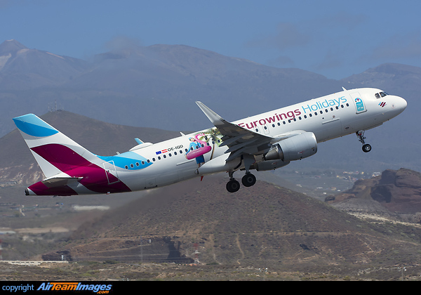 Airbus A320-214 Airbus A320-214