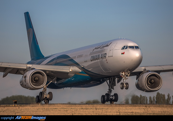 Airbus A330-343 Airbus A330-343