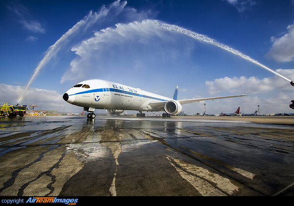 Boeing 787-9 Dreamliner Boeing 787-9 Dreamliner