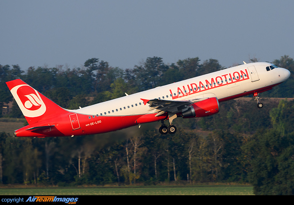 Airbus A320-214 Airbus A320-214