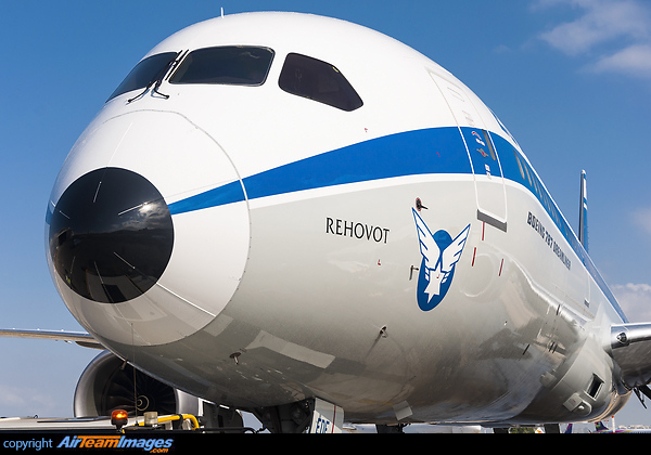 Boeing 787-9 Dreamliner Boeing 787-9 Dreamliner
