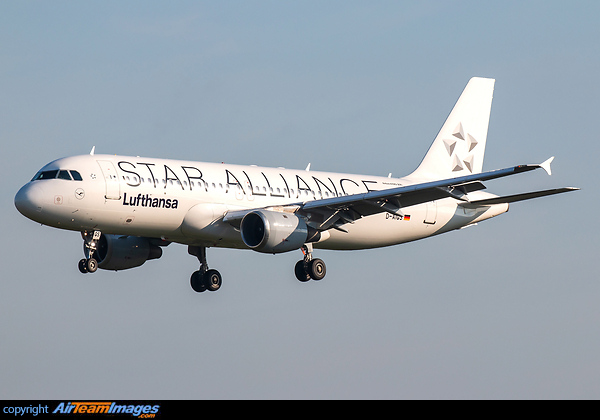 Airbus A320-211 Airbus A320-211
