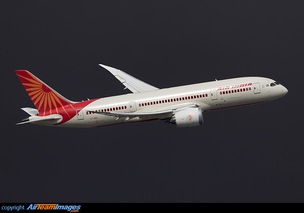 Banking away from runway 09R Boeing 787-8 Dreamliner