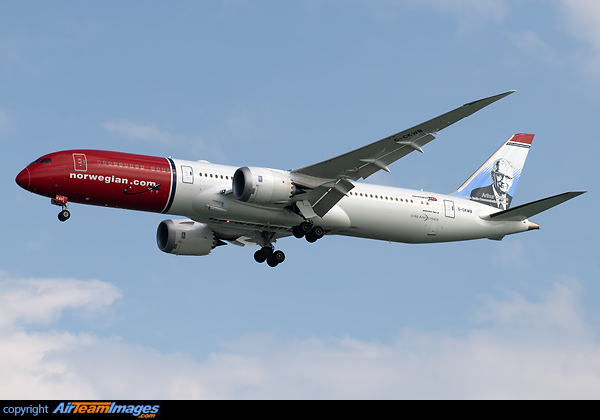 Boeing 787-9 Dreamliner Boeing 787-9 Dreamliner