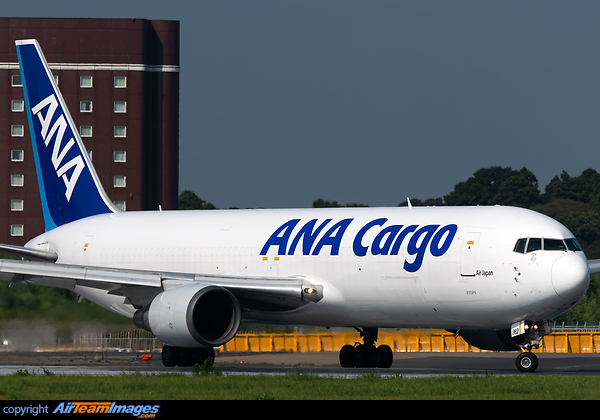 Boeing 767-381/ER(BCF) Boeing 767-381/ER(BCF)