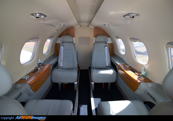 Embraer Phenom 100 Embraer Phenom 100