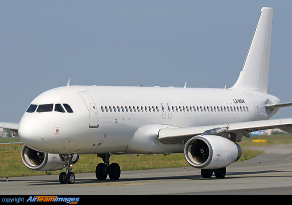 Airbus A320-232 Airbus A320-232