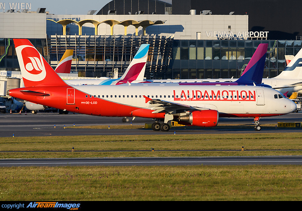 Airbus A320-214 Airbus A320-214