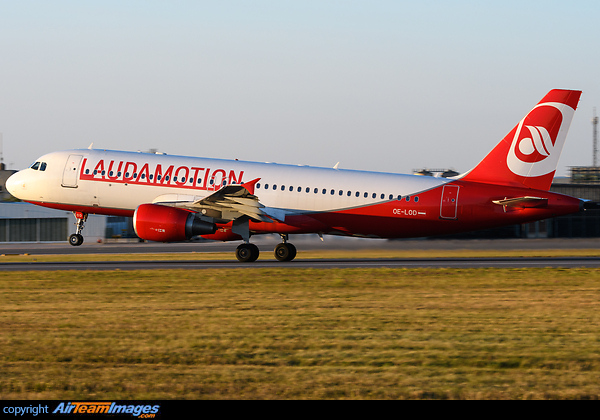 Airbus A320-214 Airbus A320-214