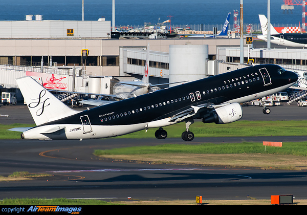 Airbus A320-214 Airbus A320-214
