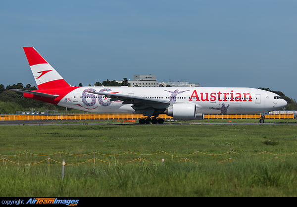 Boeing 777-2Q8/ER Boeing 777-2Q8/ER