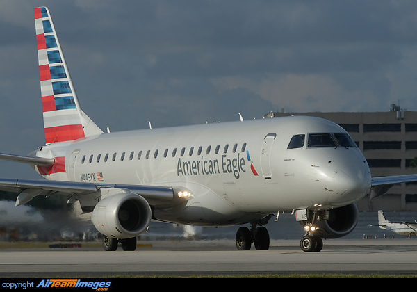 Embraer ERJ-175LR Embraer ERJ-175LR