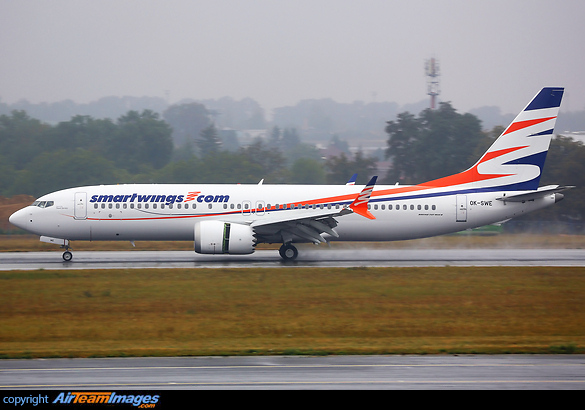 Boeing 737-8 MAX Boeing 737-8 MAX