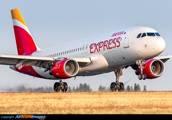 Airbus A320-214 Airbus A320-214