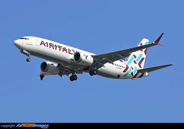 Boeing 737-8 MAX Boeing 737-8 MAX
