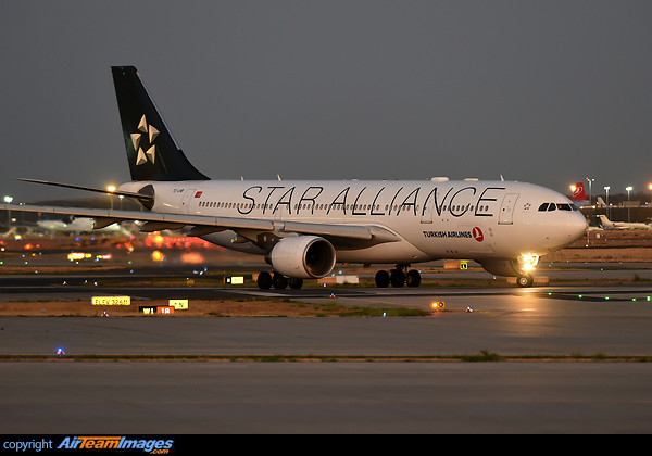 Airbus A330-223 Airbus A330-223