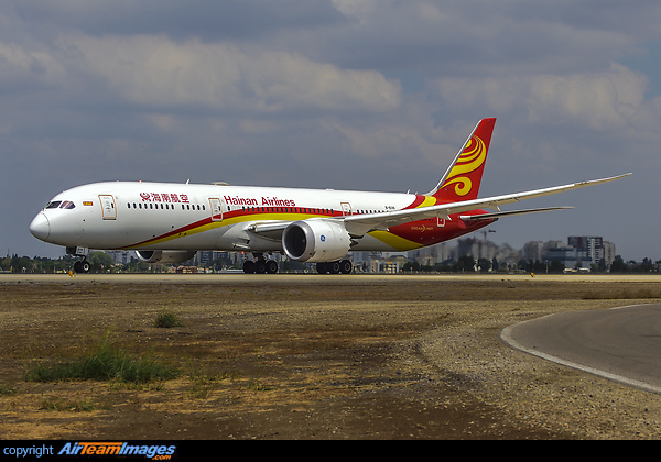 Boeing 787-9 Dreamliner Boeing 787-9 Dreamliner
