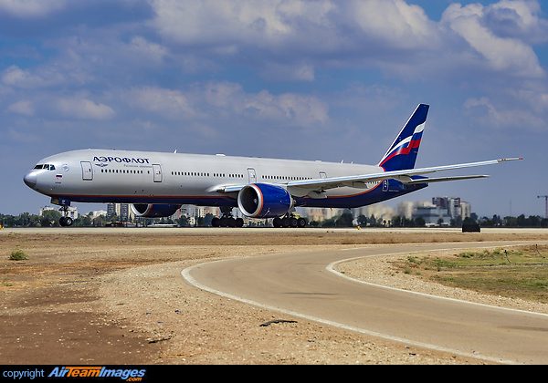 Boeing 777-3M0/ER Boeing 777-3M0/ER