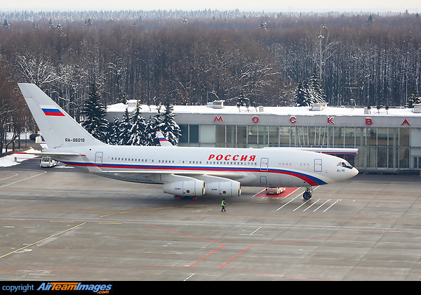 Ilyushin Il-96-300 Ilyushin Il-96-300