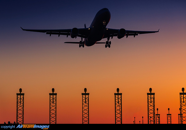 Airbus A330-301 Airbus A330-301