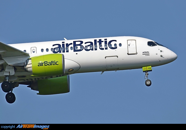 Airbus A220-300