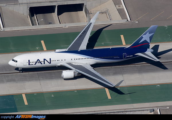 Boeing 767-316/ER Boeing 767-316/ER