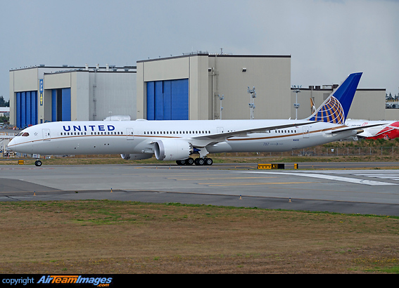 United Airlines' first Boeing 787-10 Dreamliner Boeing 787-10 Dreamliner
