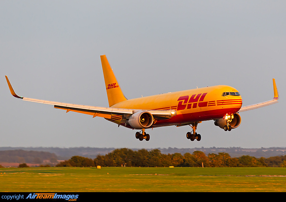 Boeing 767-3JHF/ER Boeing 767-3JHF/ER