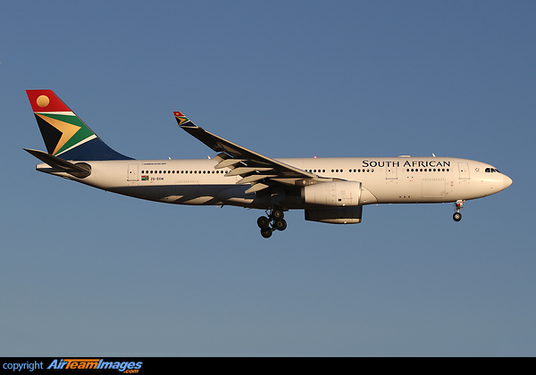 Airbus A330-243 Airbus A330-243