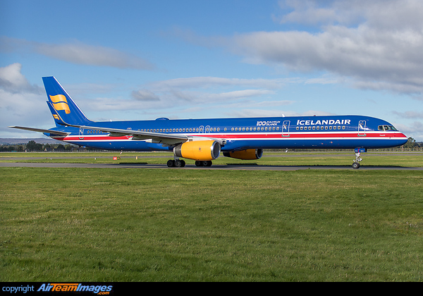 Boeing 757-3E7 Boeing 757-3E7