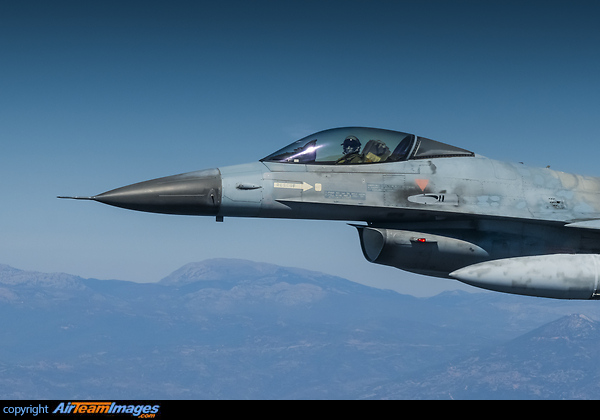 F-16C Fighting Falcon F-16C Fighting Falcon