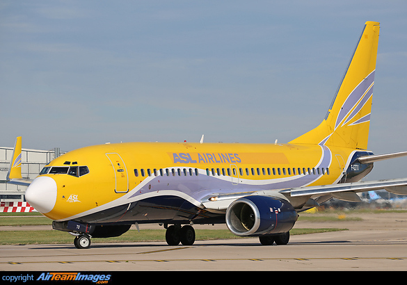 Boeing 737-73S Boeing 737-73S