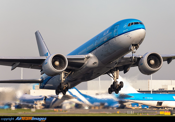 Boeing 777-206/ER Boeing 777-206/ER