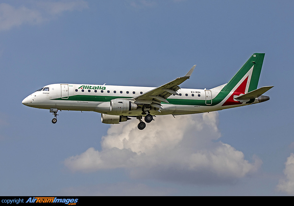 Embraer ERJ-175STD Embraer ERJ-175STD