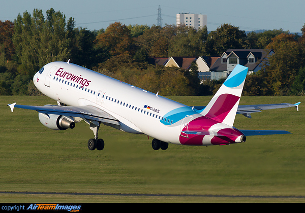 Airbus A320-216 Airbus A320-216