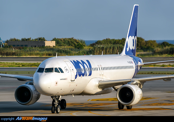 Airbus A320-214 Airbus A320-214