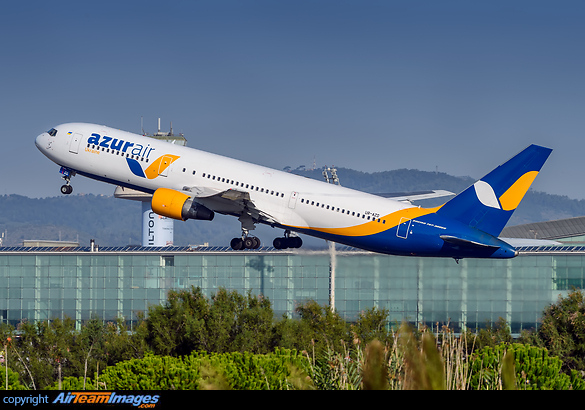Boeing 767-33A/ER Boeing 767-33A/ER